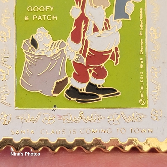 VTG Disney Goofy Santa Patch 1 Cent Caicos Stamp Lapel Pin Christmas Jayne Co. - Picture 2 of 8
